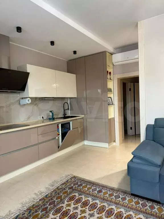 4-к. квартира, 100 м, 4/17 эт. - Фото 0