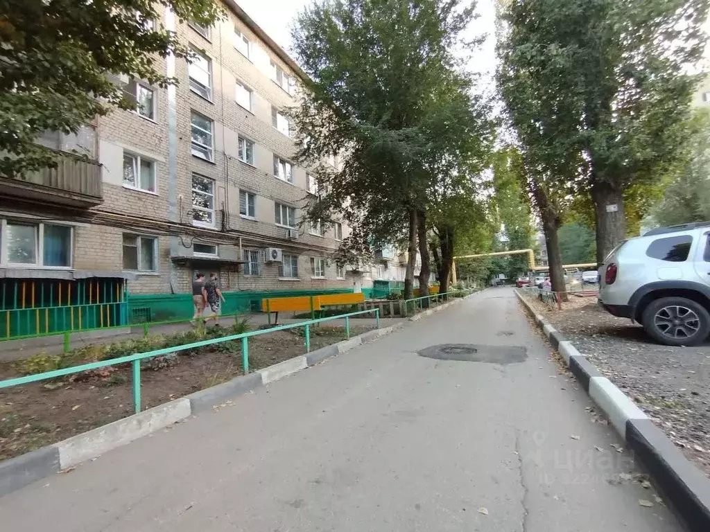 2-к кв. Саратовская область, Саратов Ипподромная ул., 8 (43.8 м) - Фото 0