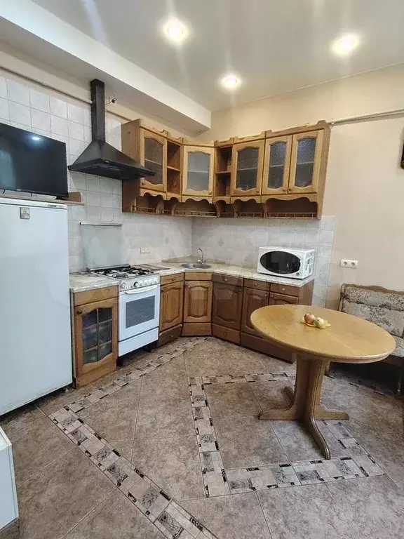 2-к. квартира, 57 м, 5/5 эт. - Фото 0