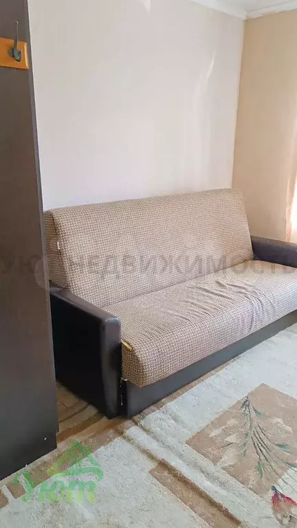Комната 13,5 м в 8-к., 5/5 эт. - Фото 0