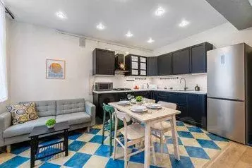 2-к кв. Татарстан, Казань ул. Парижской Коммуны, 4 (60.0 м) - Фото 1