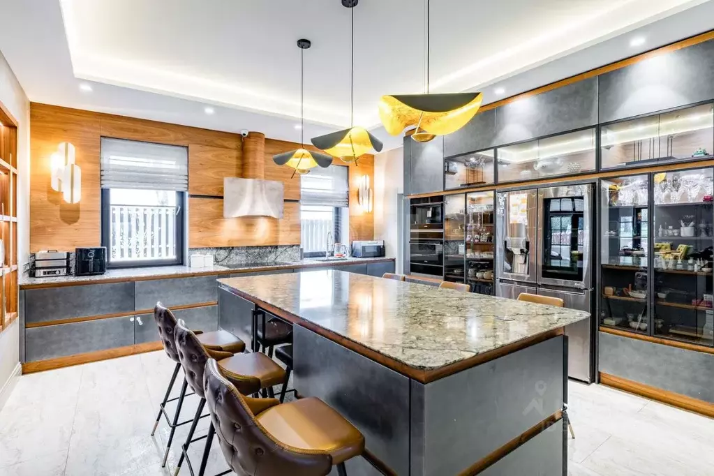 Дом в Москва пос. Красные горки, ул. Нагорная, 21 (550 м) - Фото 1