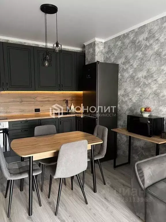 2-к кв. Белгородская область, Старый Оскол Космос мкр, 11А (56.0 м) - Фото 1