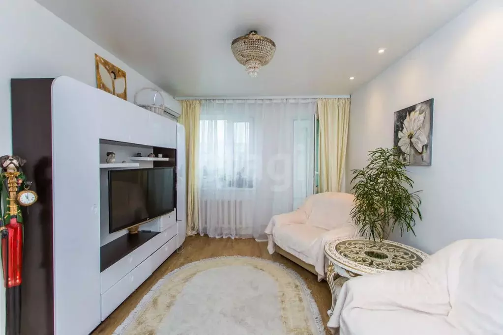 1-к кв. Приморский край, Владивосток ул. Кирова, 33 (32.6 м) - Фото 0
