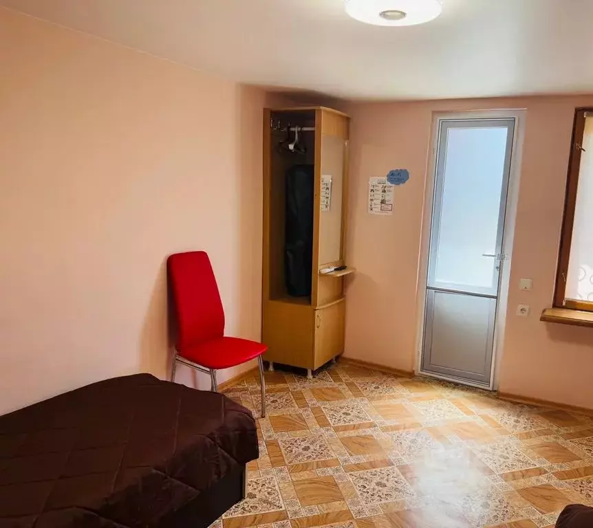 Комната Крым, Сакский район, Новофедоровка пгт ул. Тимура Апакидзе, 15 - Фото 0