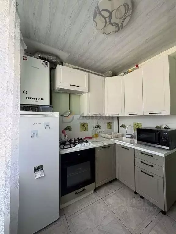 3-к кв. Крым, Симферополь ул. Зои Жильцовой, 13А (55.5 м) - Фото 1
