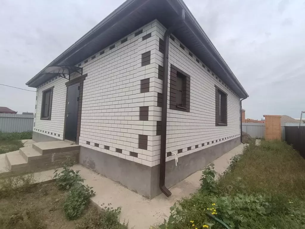 Дом в Астраханская область, Приволжский район, с. Растопуловка ул. ... - Фото 2