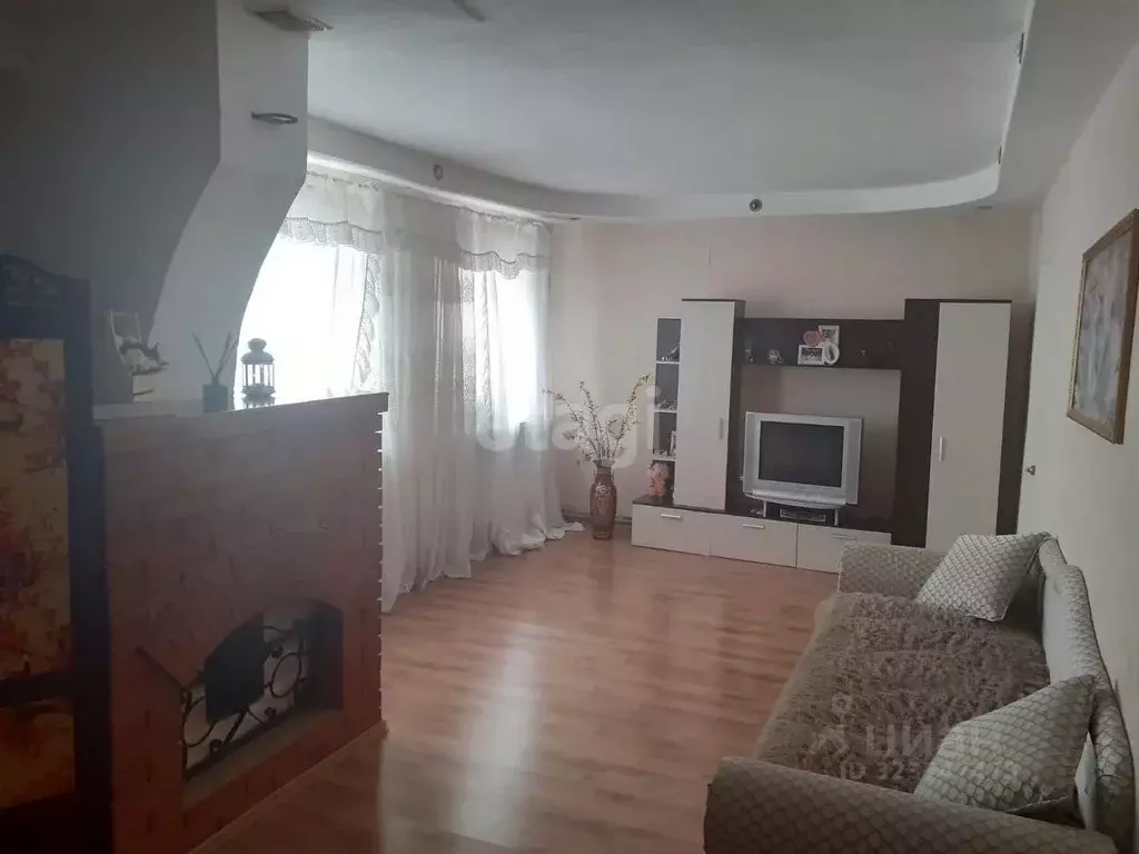 3-к кв. Крым, Сакский район, с. Уютное ул. Евпаторийская, 55/1 (75.3 ... - Фото 1