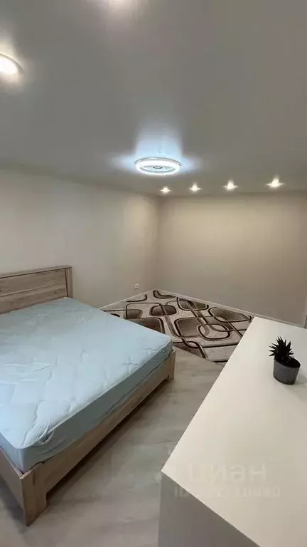 1-к кв. Тюменская область, Тюмень Олимпийская ул., 42 (32.0 м) - Фото 1