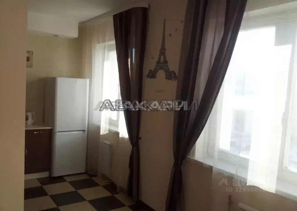 Студия Красноярский край, Красноярск ул. Алексеева, 50 (33.0 м) - Фото 1