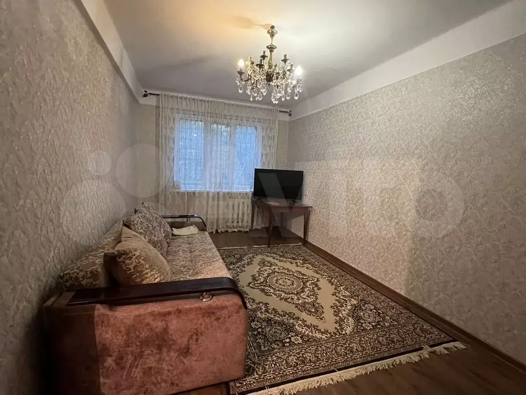 2-к. квартира, 55 м, 2/9 эт. - Фото 0