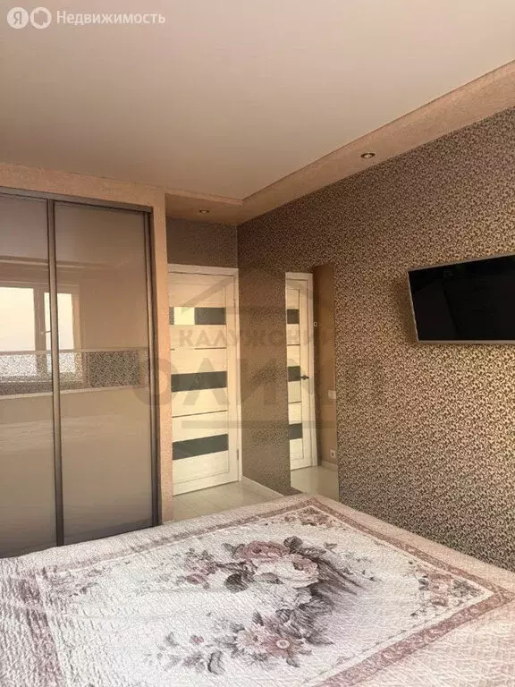 3-комнатная квартира: Калуга, улица 65 лет Победы, 29 (87 м) - Фото 1