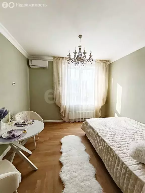 Квартира-студия: Тюмень, улица Фармана Салманова, 17 (23.5 м) - Фото 1