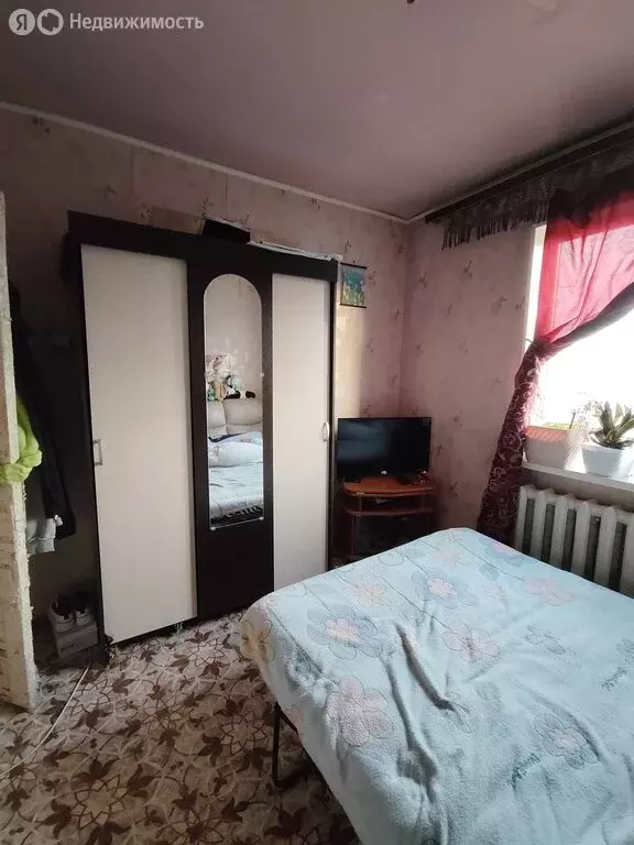 3-комнатная квартира: Партизанск, улица 50 лет ВЛКСМ, 27 (61.4 м) - Фото 0
