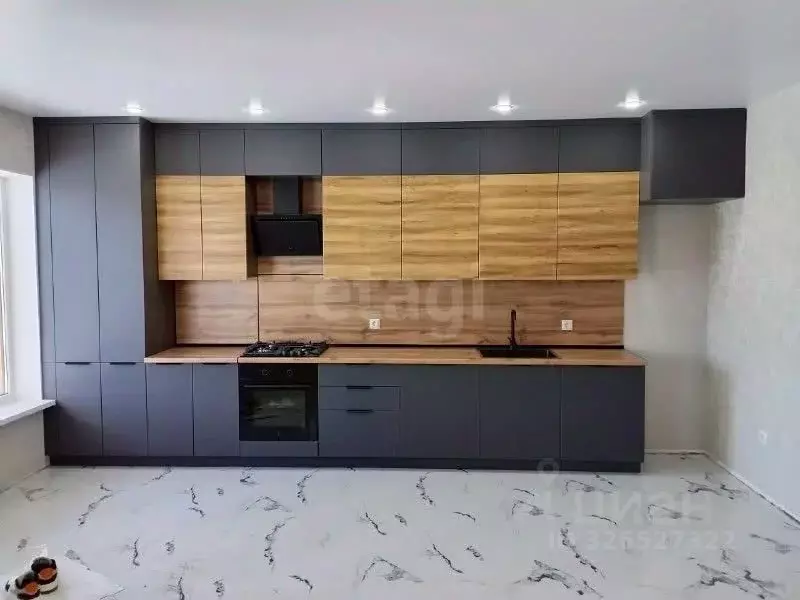 Дом в Ставропольский край, Михайловск Шпаковский район, ул. Андрея ... - Фото 1