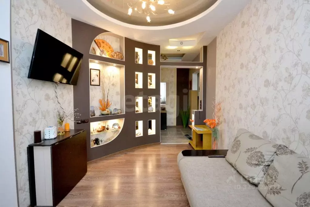 4-к кв. Саха (Якутия), Якутск ул. Курнатовского, 3/5 (94.0 м) - Фото 1