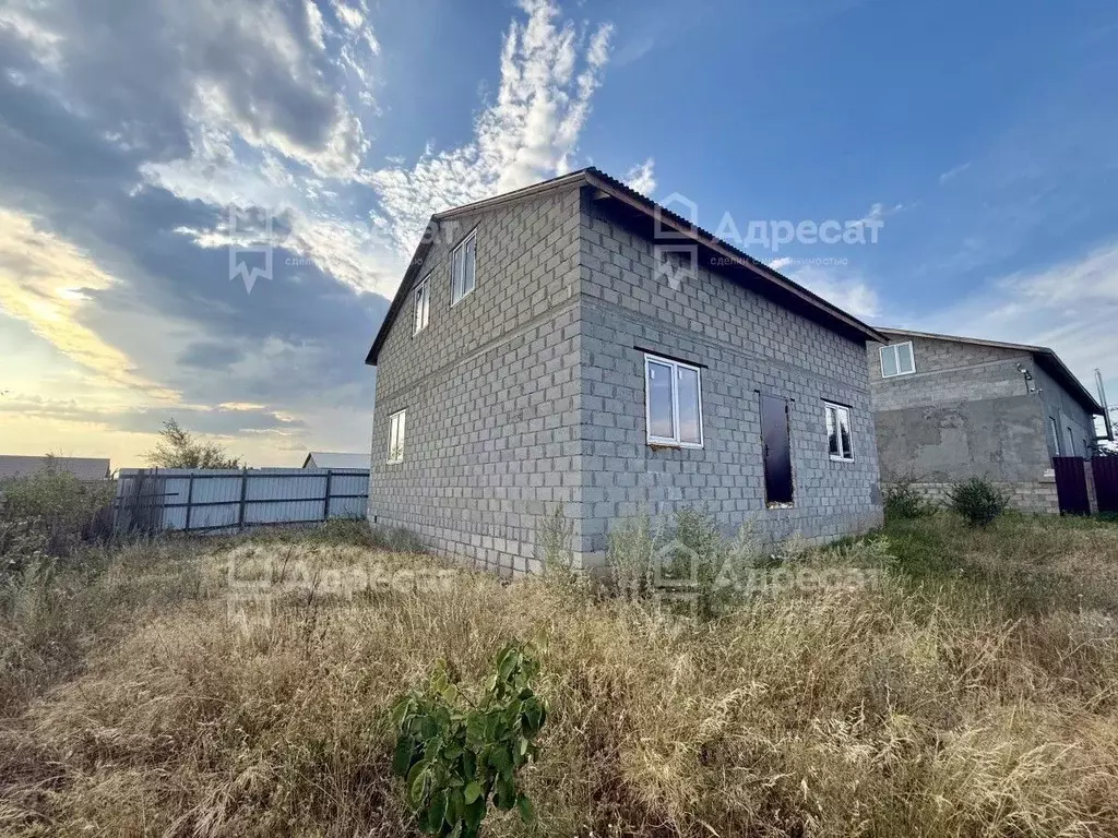Дом в Волгоградская область, Волгоград Рабочий поселок Водстрой тер., ... - Фото 1