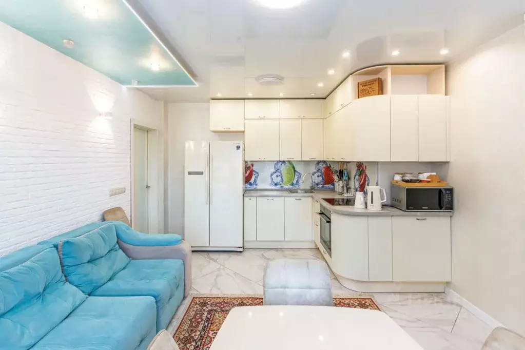 3-к кв. Тюменская область, Тюмень Кремлевская ул., 112к1 (77.0 м) - Фото 1