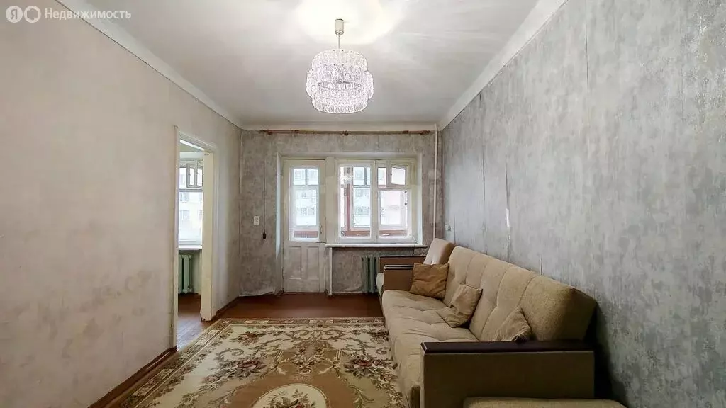 2-комнатная квартира: Тюмень, улица Декабристов, 143 (42.9 м) - Фото 1