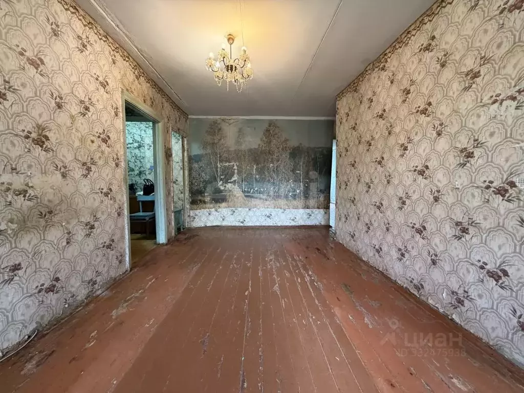 3-к кв. Брянская область, Клинцы ул. Гагарина, 75 (56.5 м) - Фото 1