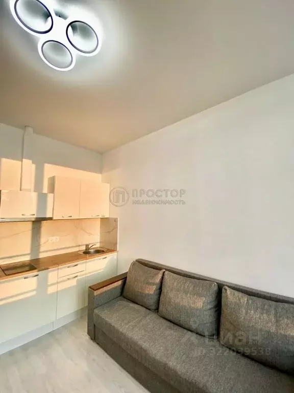 2-к кв. Московская область, Балашиха 1 Мая мкр, 38 (75.6 м) - Фото 0