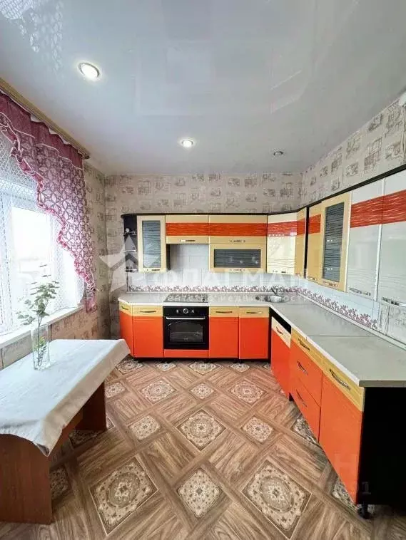 Дом в Иркутская область, Усольский район, Тайтурское муниципальное ... - Фото 1