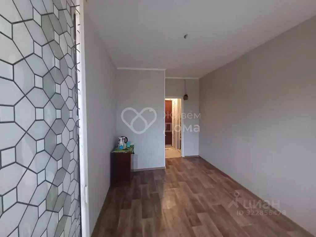 1-к кв. Волгоградская область, Волжский ул. Кирова, 21 (14.0 м) - Фото 1