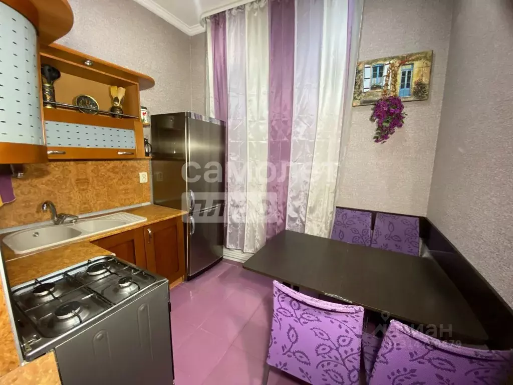 2-к кв. Курская область, Курск Ендовищенская ул., 8 (66.0 м) - Фото 1