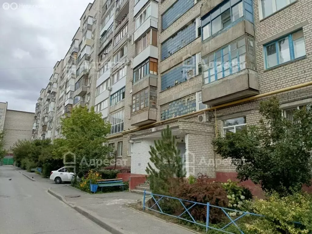 3-комнатная квартира: Волгоград, улица Николая Отрады, 36 (70.5 м) - Фото 0