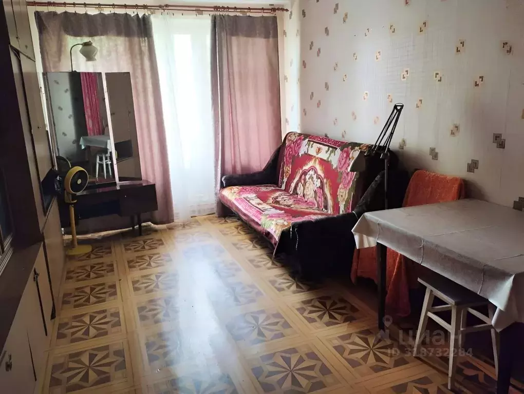 Комната Москва ул. Металлургов, 46К3 (31.0 м) - Фото 0