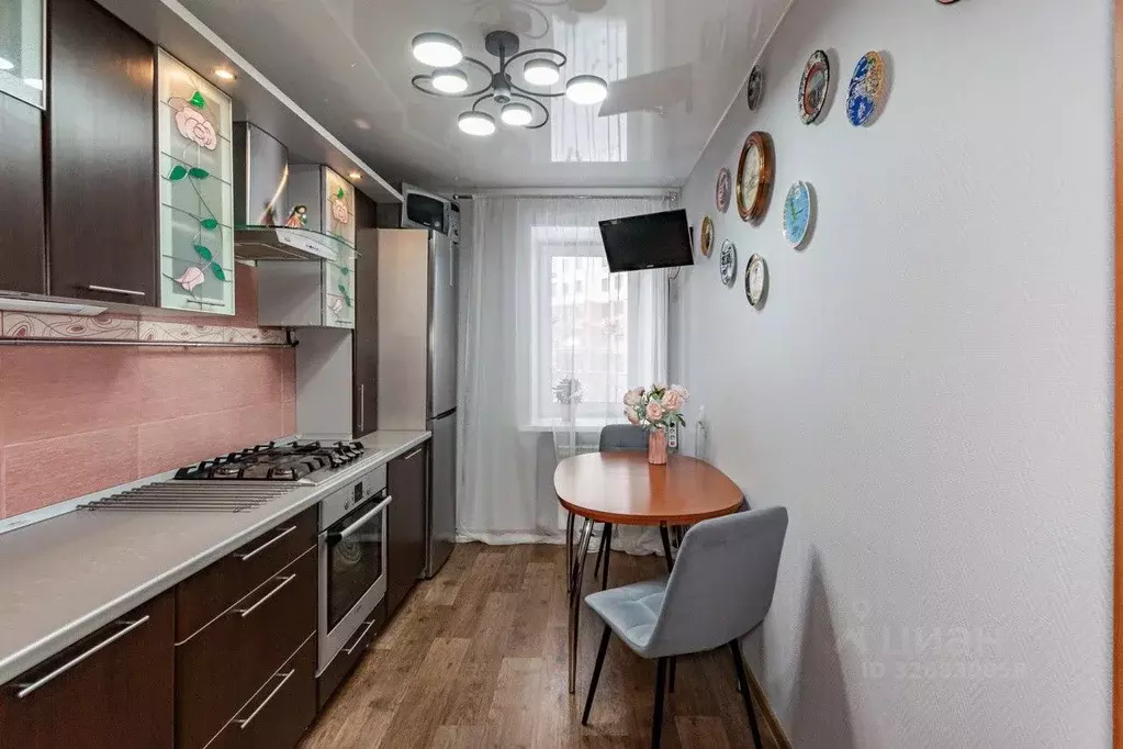 3-к кв. Свердловская область, Екатеринбург ул. Машинистов, 2 (59.2 м) - Фото 1