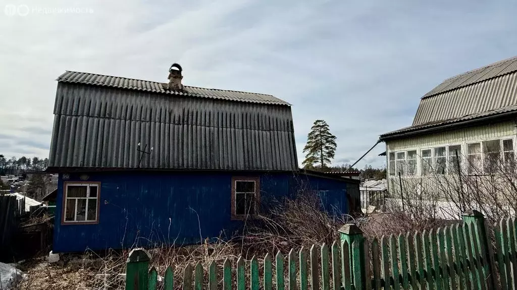 Дом в Иркутский муниципальный округ, СНТ Обувщик, 3-я улица, 96 (50 м) - Фото 1