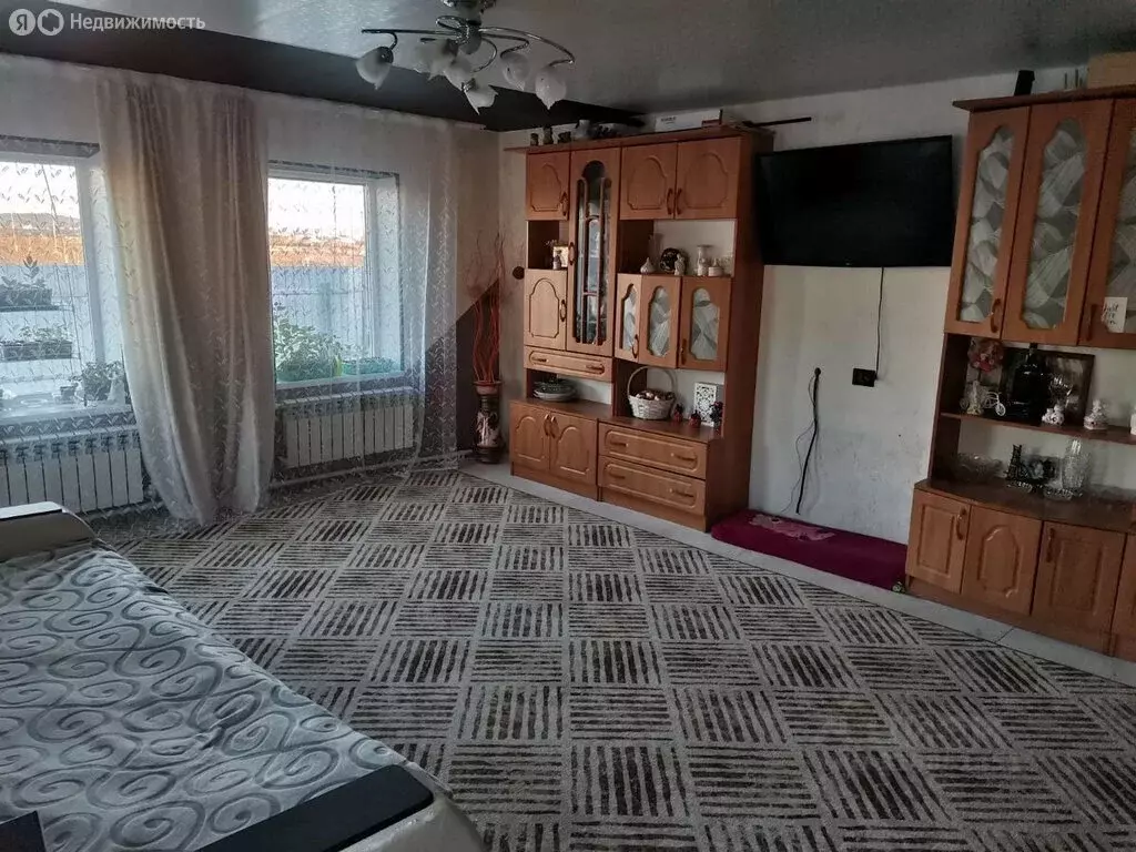 Дом в Чебаркуль, улица Куйбышева (75 м) - Фото 0
