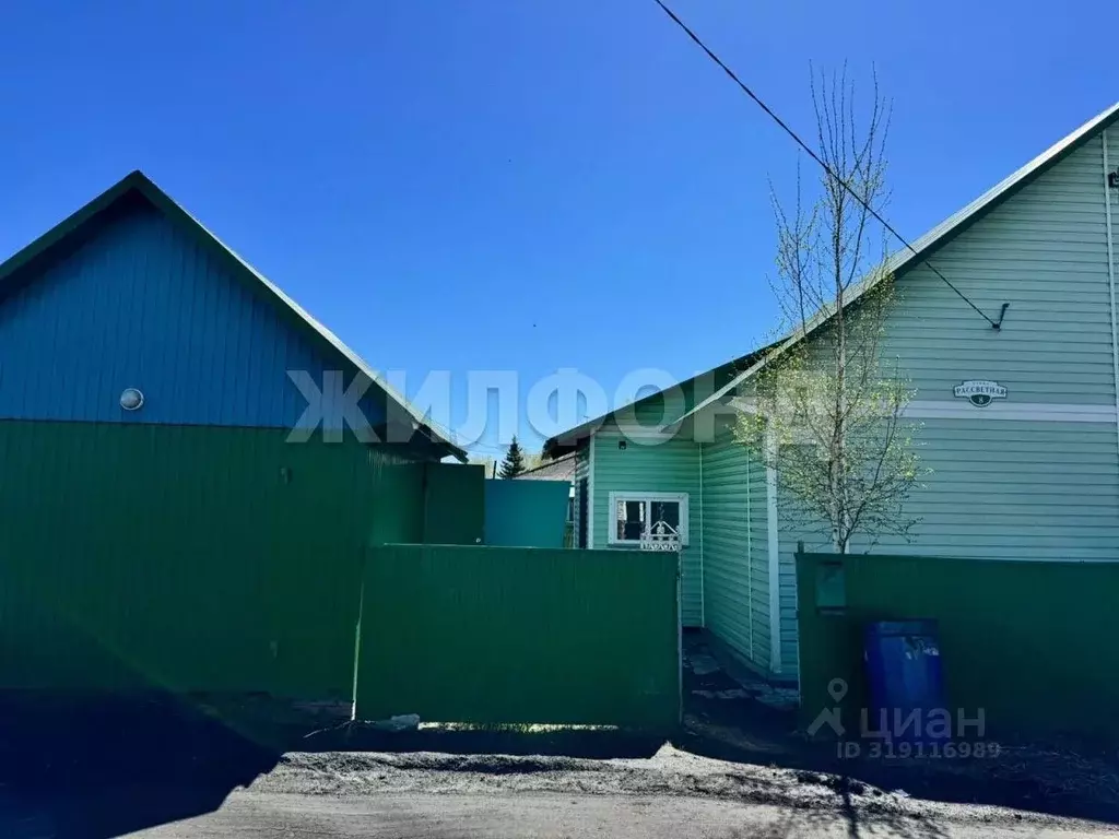 Дом в Новосибирская область, Краснозерское городское поселение, ... - Фото 1