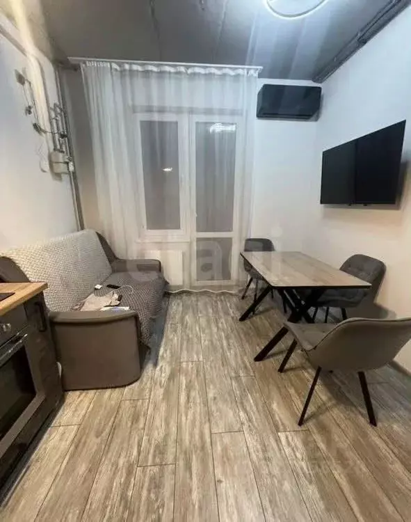 1-к кв. Крым, Симферопольский район, с. Мирное ул. Славы (42.0 м) - Фото 2