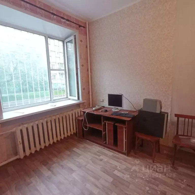 Студия Алтайский край, Барнаул ул. 40 лет Октября, 33 (18.0 м) - Фото 1