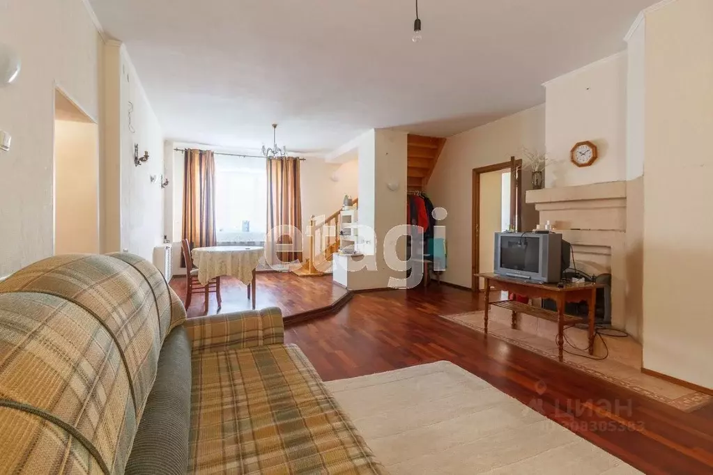 Дом в Вологодская область, Череповец Ильинская ул., 5 (300 м) - Фото 1