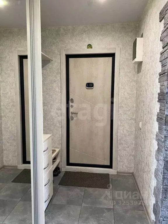 3-к кв. Кемеровская область, Березовский просп. Шахтеров, 3 (64.8 м) - Фото 1