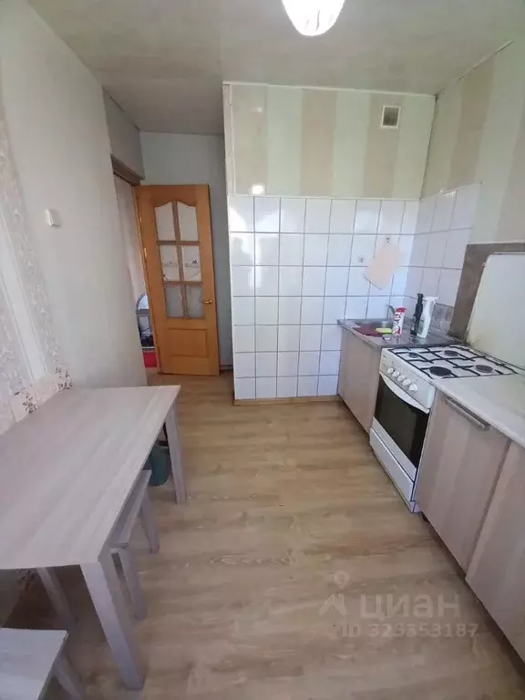 3-к кв. Псковская область, Псков Коммунальная ул., 69 (69.0 м) - Фото 1