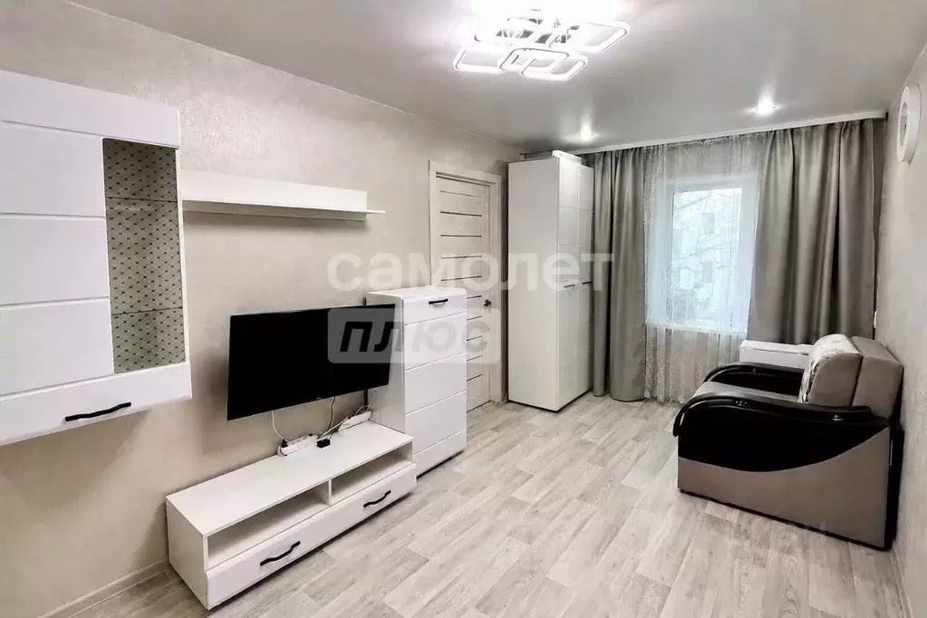 2-к кв. Пермский край, Пермь ул. Крисанова, 18А (41.2 м) - Фото 1
