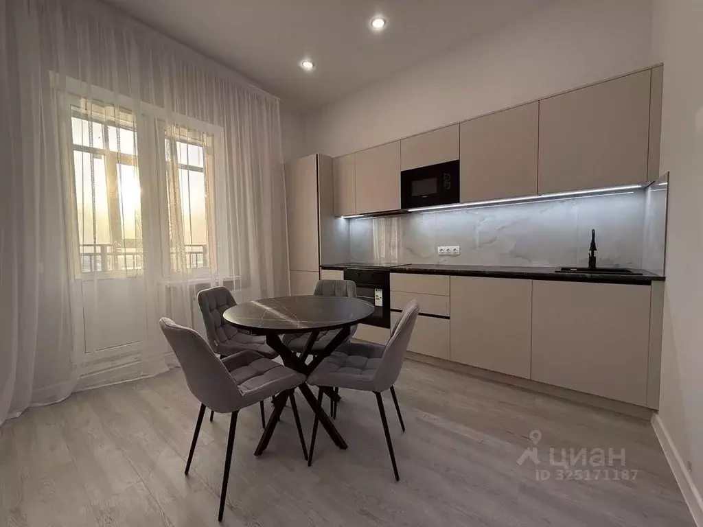 1-к кв. Татарстан, Казань Танковая ул., 2 (55.0 м) - Фото 1