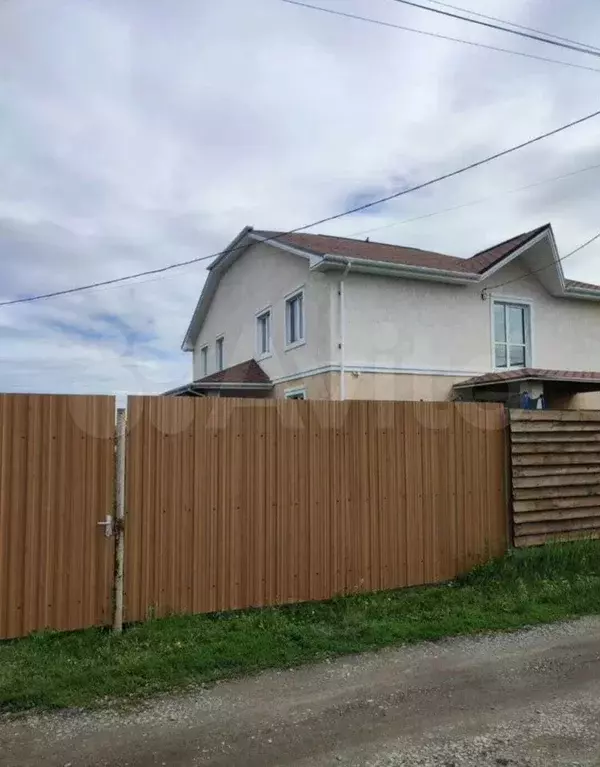 Дом 367,3 м на участке 8 сот. - Фото 0