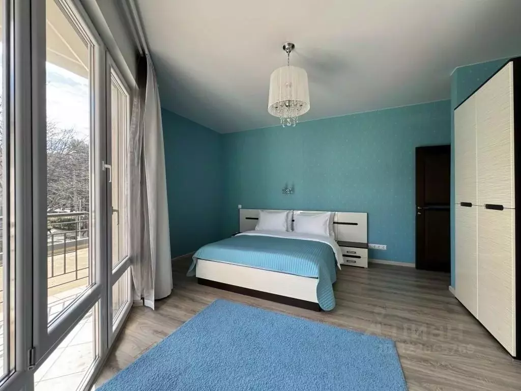 2-к кв. Краснодарский край, Геленджик Херсонская ул., 11 (65.0 м) - Фото 2