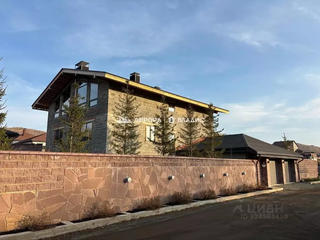 Дом в Башкортостан, Абзелиловский район, Ташбулатовский сельсовет, д. ... - Фото 1