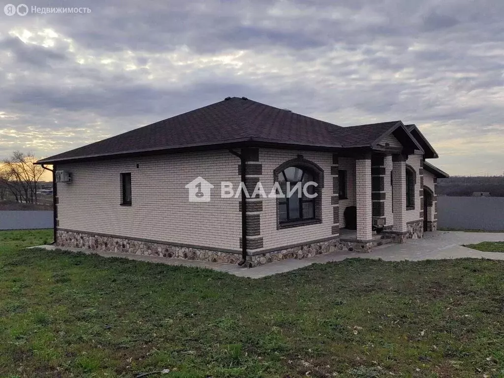 Дом в посёлок Дубовое, Широкая улица (185 м) - Фото 2