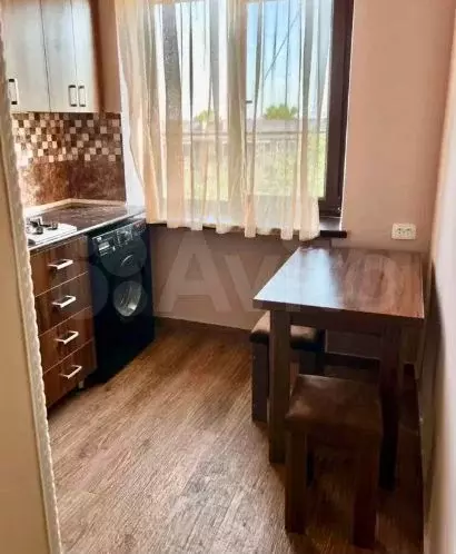 1-к. квартира, 30м, 3/5эт. - Фото 0