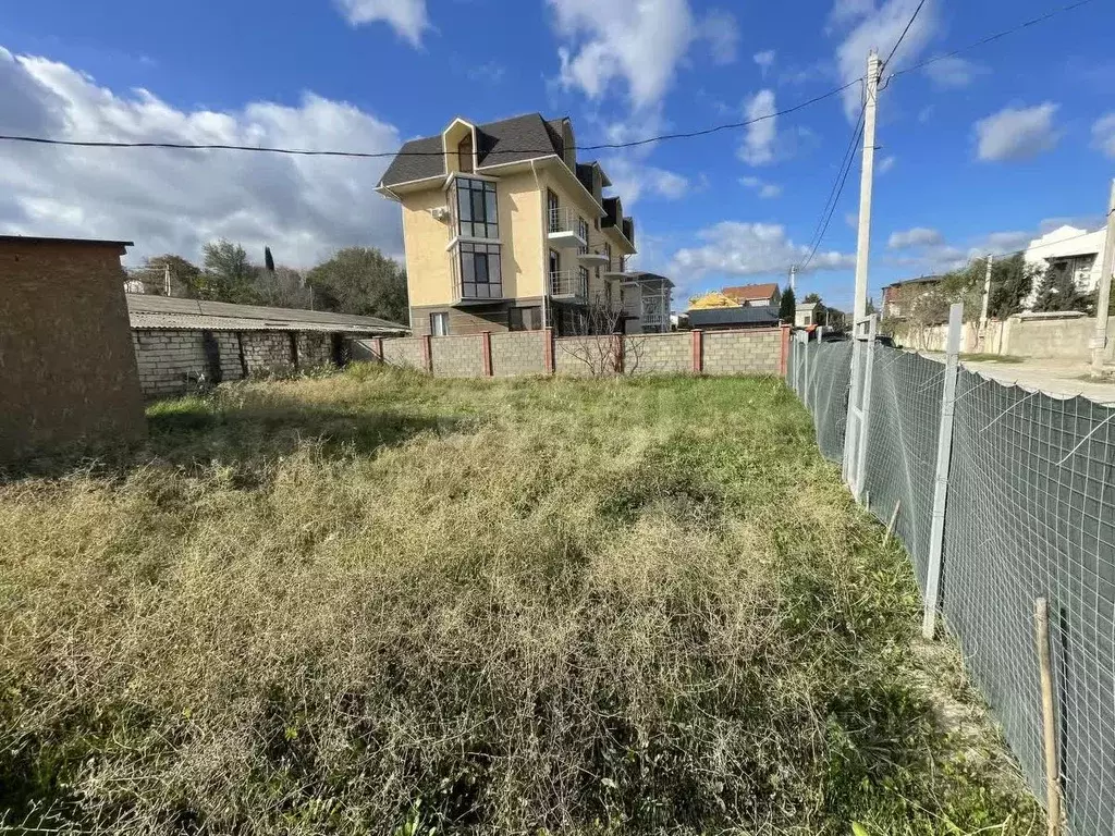 Участок в Крым, Судак ул. Таврическая (3.65 сот.) - Фото 1