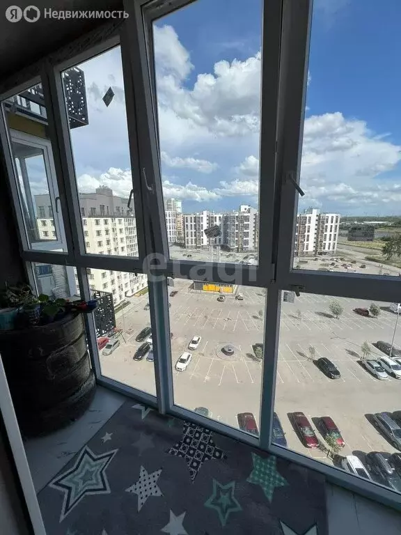 2-комнатная квартира: Тюмень, Героев Сталинградской битвы, 5 (55.7 м) - Фото 1