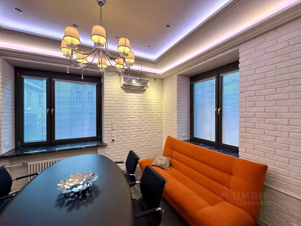 4-к кв. Москва Тверская ул., 6С3 (106.2 м) - Фото 1