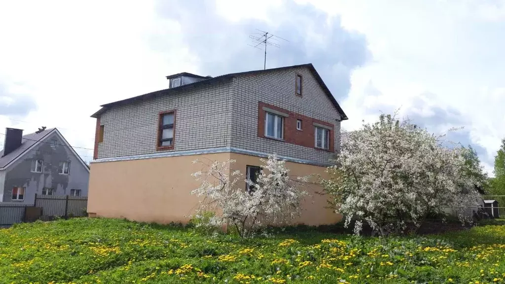 Дом в Ярославская область, Тутаев ул. Надежды, 2 (260 м) - Фото 1